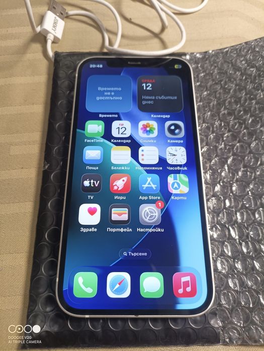 iPhone 12 White, 64 GB, Като нов