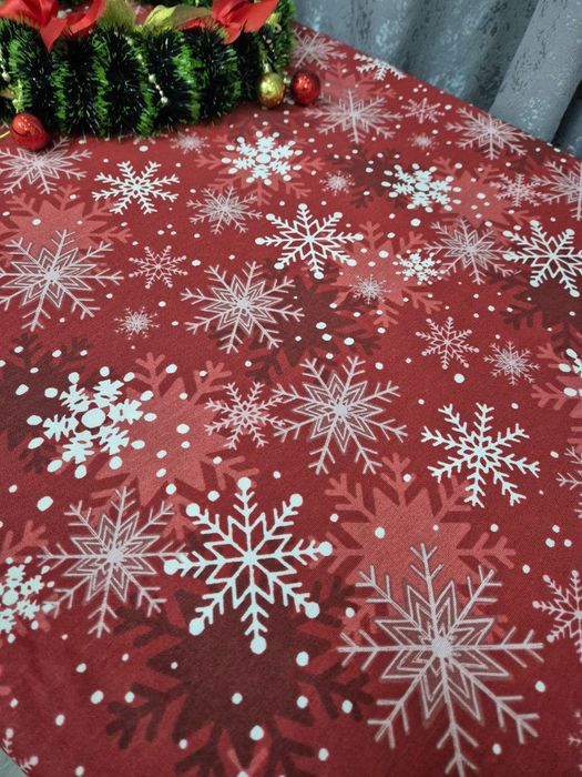 Новогодние скатерти
