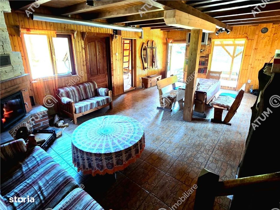 Cabana de vanzare pe Valea Avrigului