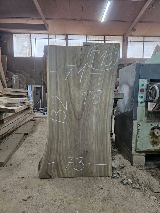 Слэб карагача. Слэбы больших размеров.