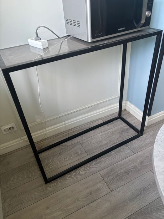 Продам консоль металлическую