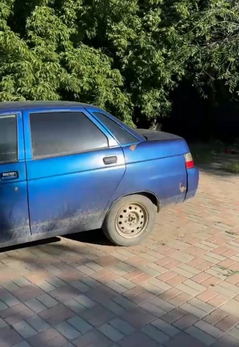 Продам машину ваз 2110