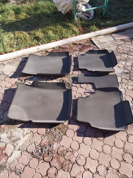 Полики eva, шторка багажника-тойота пикник.