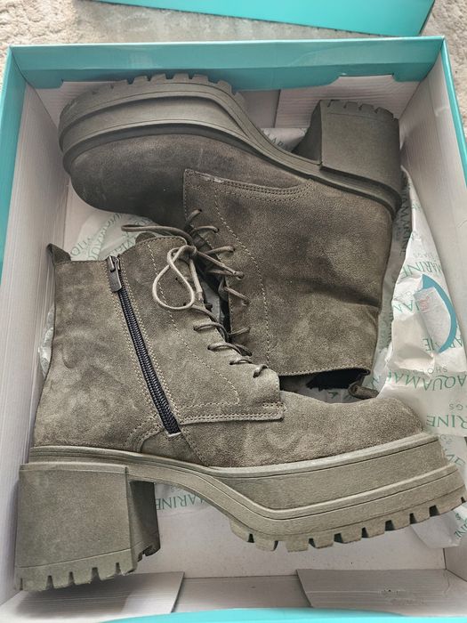 Велурени боти Aquamarine