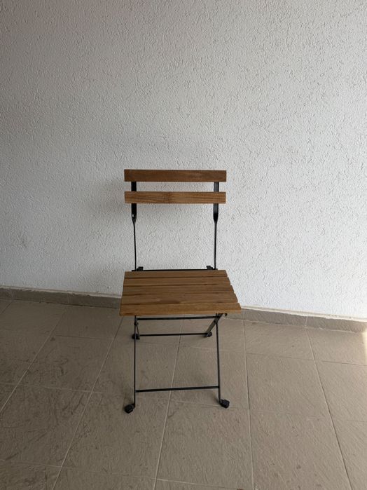 masă cu scaune pentru gradina