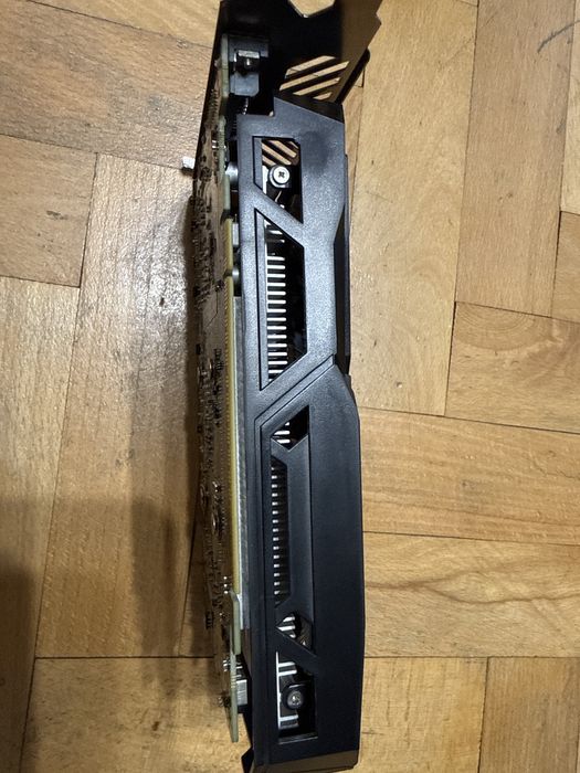 1050ti видеокарта ТОП състояние