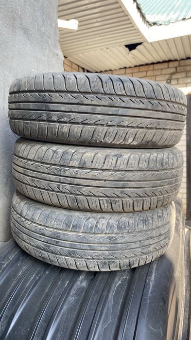 Авто шины б/у 3шт.
