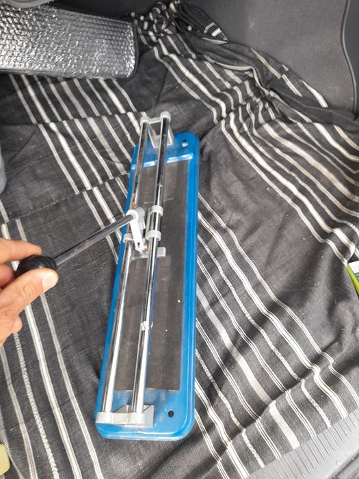 Машинка за  рязане на плочки