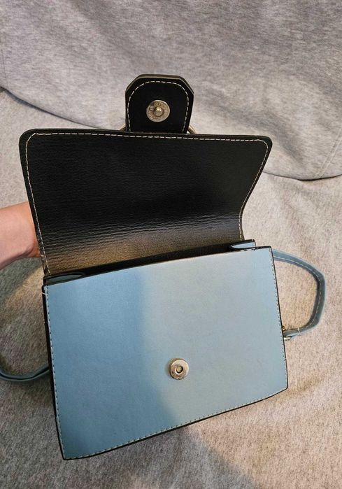 Дамска чанта за през рамо - официална