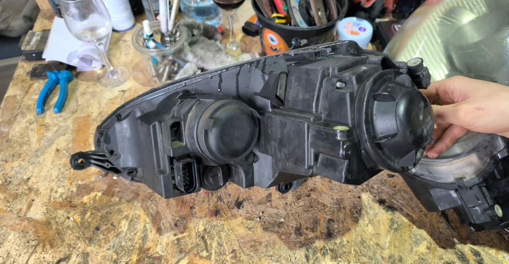 Faruri golf 5 cu halogen