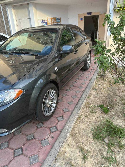 Holati a'lo, narxi кelishilgan holda