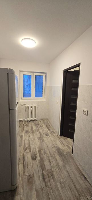 Vând apartament 3 camere
