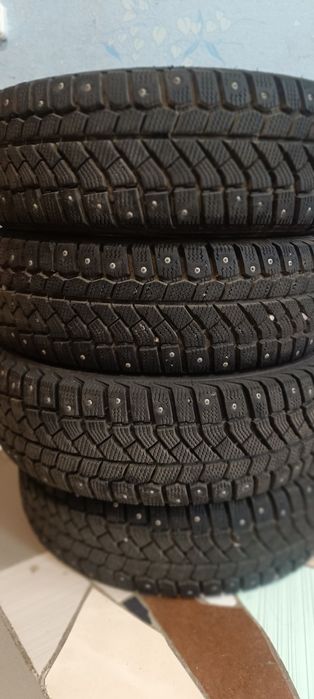 Шины на 14 в отличном состоянии