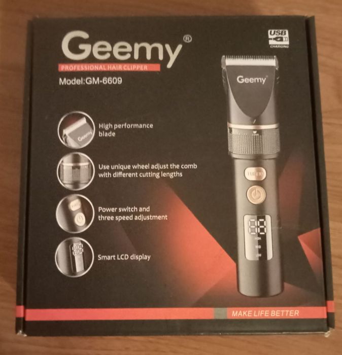 Продам машинку для стрижки волос GEEMY