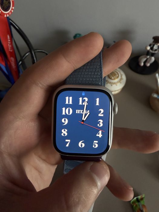 Apple Watch Series 9, размер 45 мм