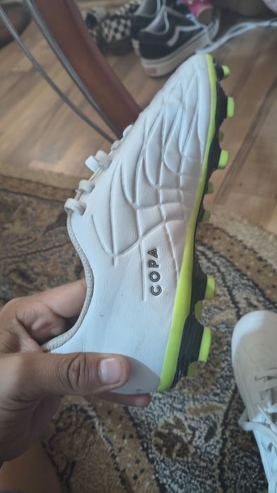 Cramponi de fotbal