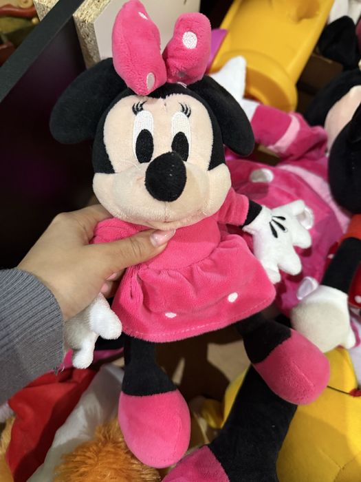 Мики маус, скуби ду, пепа пиг играчки