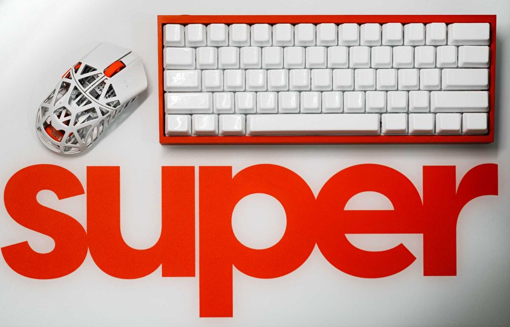 Tastatura Wooting 60HE+ cu carcasa KBDFans E-Coating Red