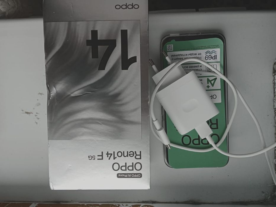 Срочно продам телефон!