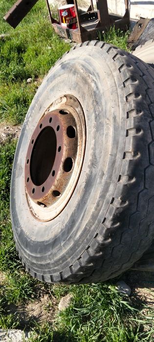 Продам шиины с дисками р12