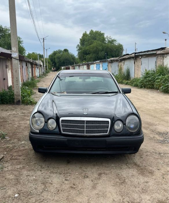 Бампер на мерседес 210 Е50 дорестайлинг