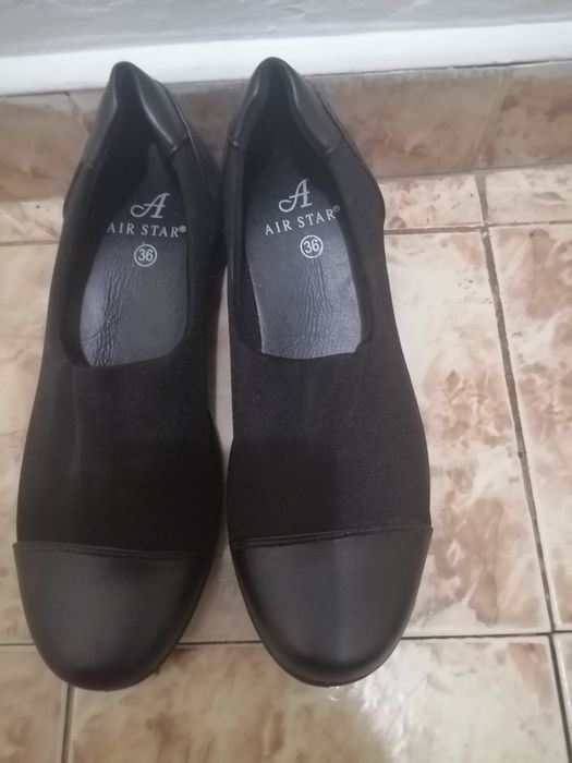 Дамски обувки нови