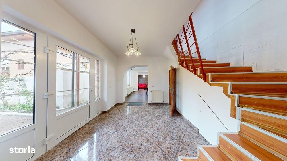 Casa individuala,  2 unitati locative - 5 camere - zona Premium