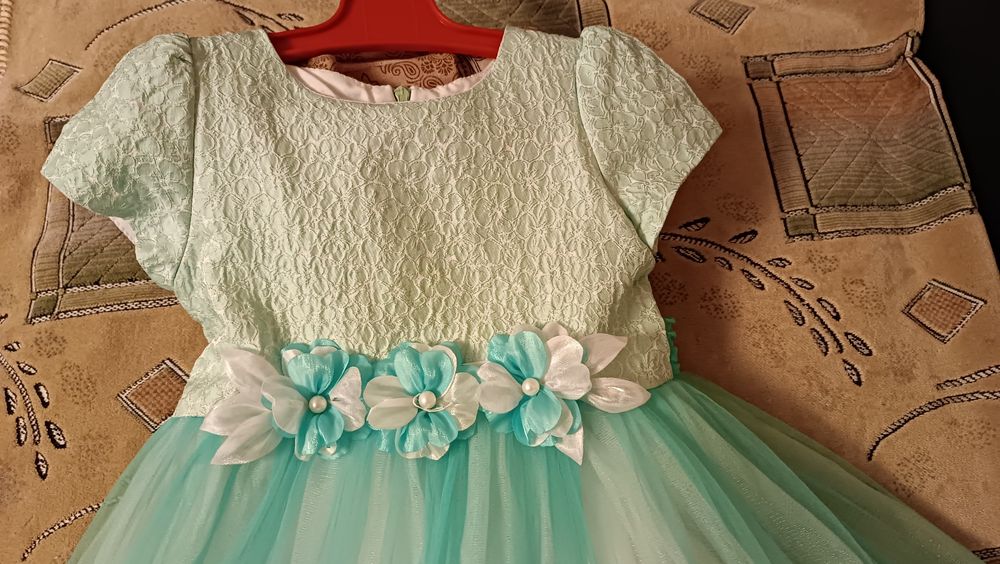 Детское праздничное платье