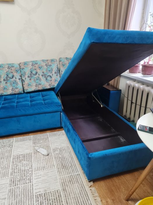 Срочно!Диван  угловой 310×200  идеальное состояние.