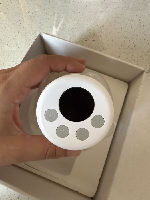 Портативный механический молокоотсос, работает отлично