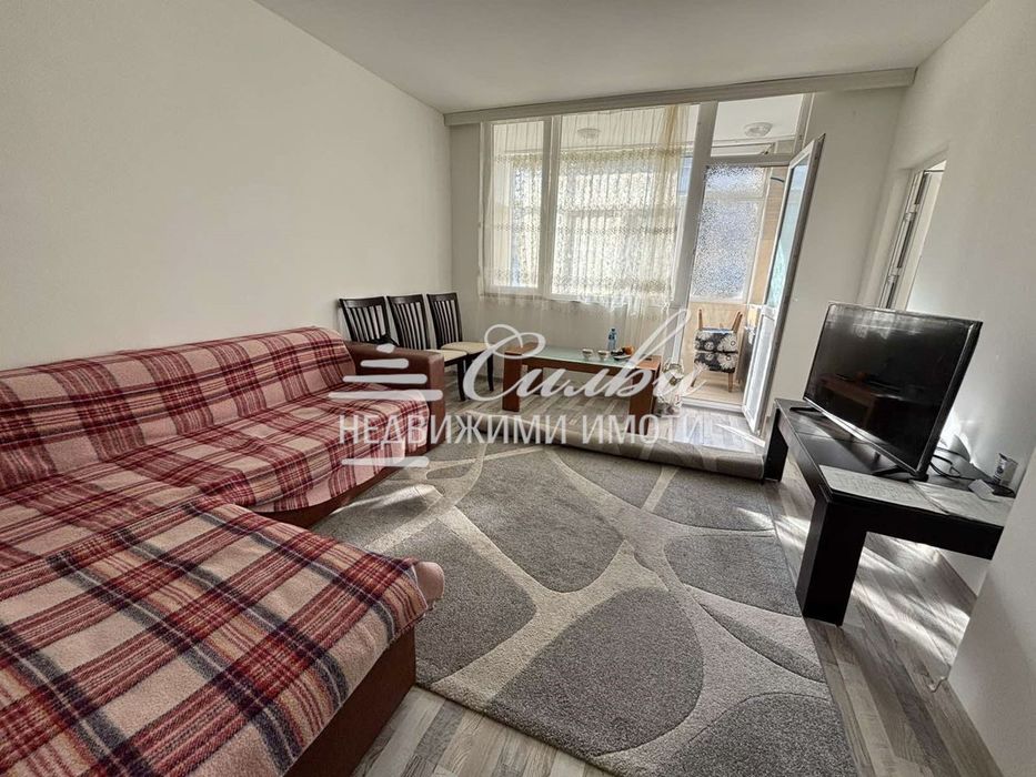 Дава се под наем Тристаен апартамент в Шумен, Болницата - 74 кв.м за 357 € - Снимка #3