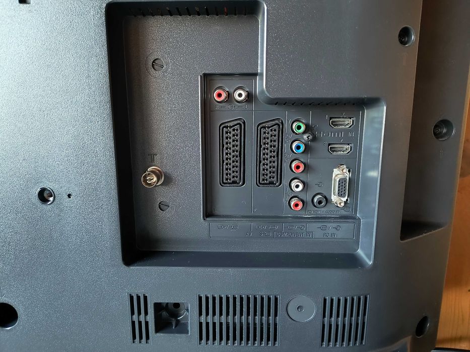 Sony Bravia KDL-37S5500 37" 1080p HD LCD-Teлeвизор+Sony Blu-ray DVD