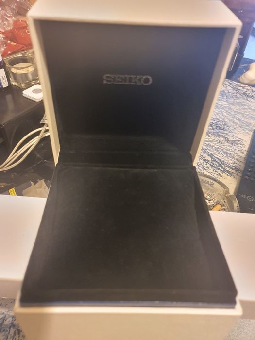 Луксозни кутии от часовници. Doxa, Candino, SEIKO, Rado, RW,Citizen.