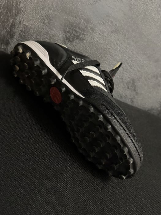 Ghete Fotbal  Adidas MUNDIAL TEAM