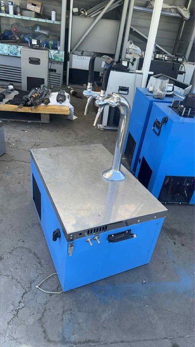 Dozatoare de bere/suc/vin restaurate, functionale perfect