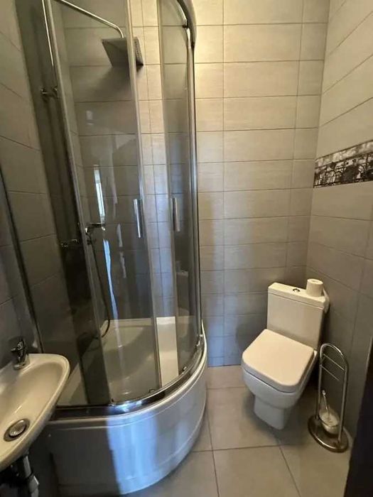 Дава се под наем Двустаен апартамент в София, Център - 55 кв.м за 397.8 € - Снимка #2