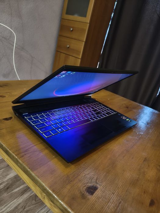 Ноутбук для работы и игр