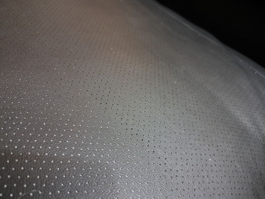 Диван кожаный угловой черный