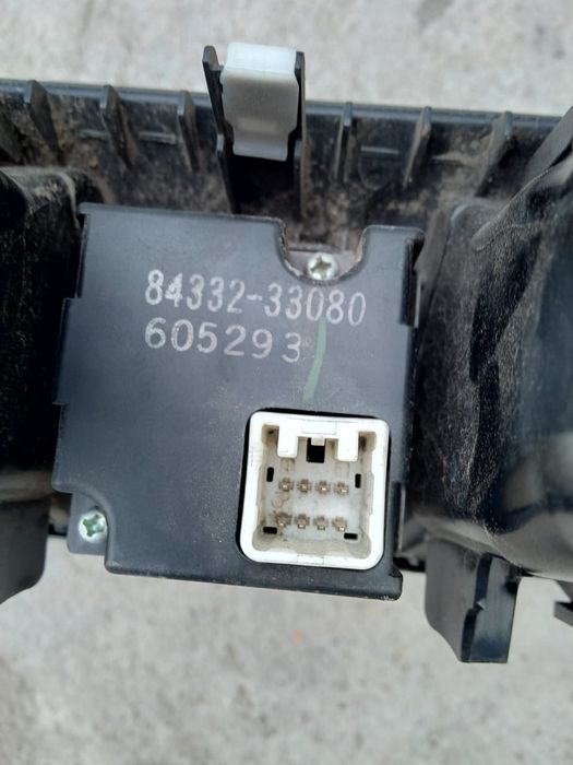 Дефлектор панели Camry 40