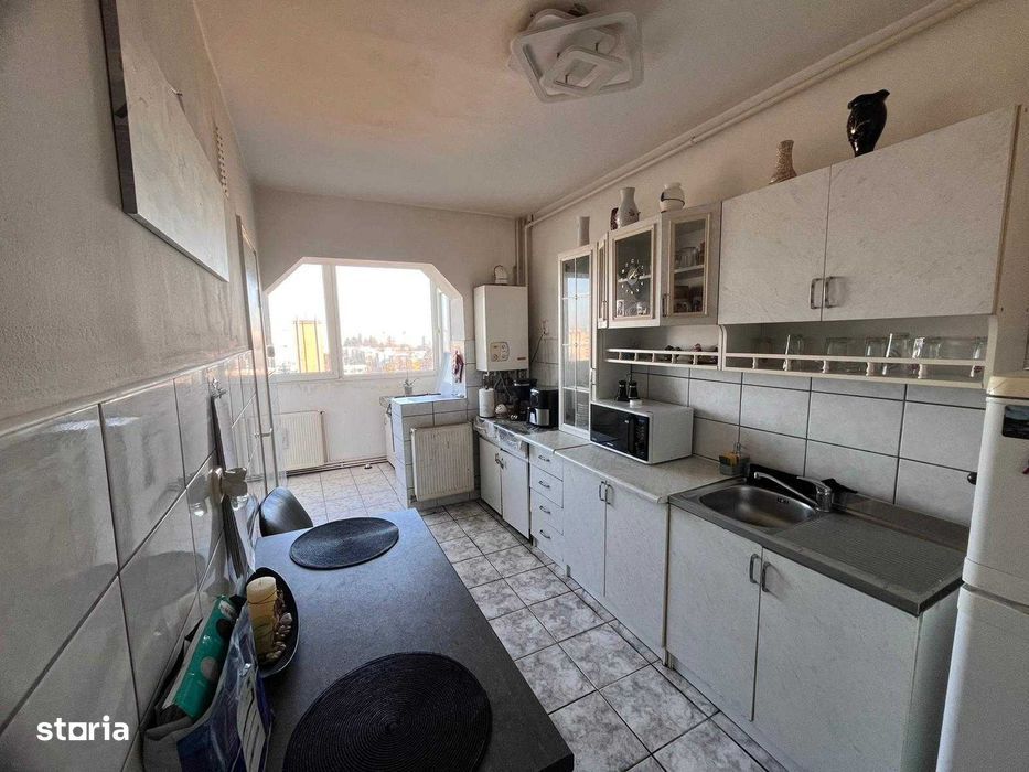 Apartament 3 camere decomandat | Calea București | Luminos ș