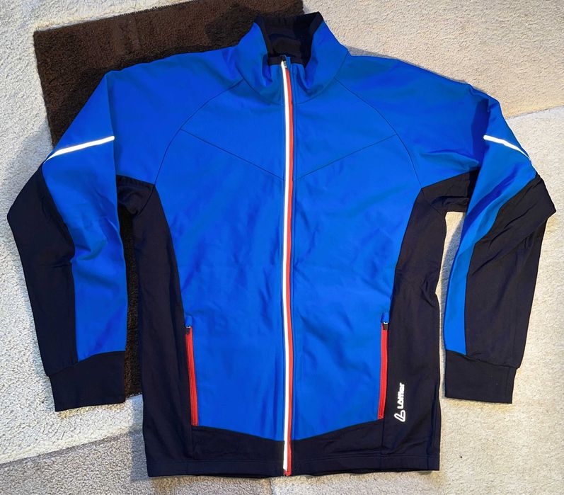 Jachetă Löffler, S