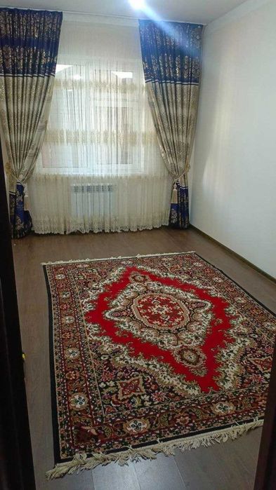 Yangi hayot tumanida 2 xonali uy oila uchun ijaraga beriladi