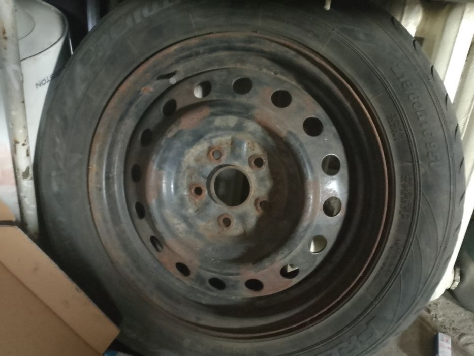 Шина с диском ..