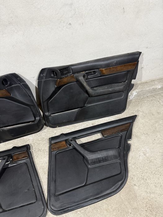 Обшивки кожа на BMW e34