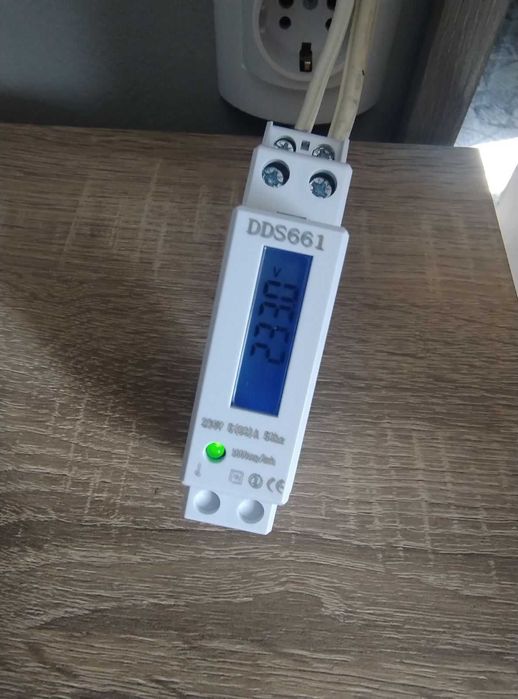 Контролен монофазен електромер за DIN шина 60A, 18mm