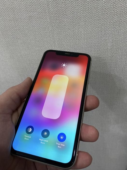 Белый айфон 11 в идеале