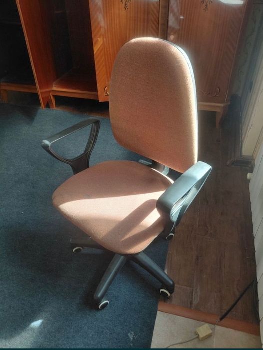 Прочие товары стул кресло офисное