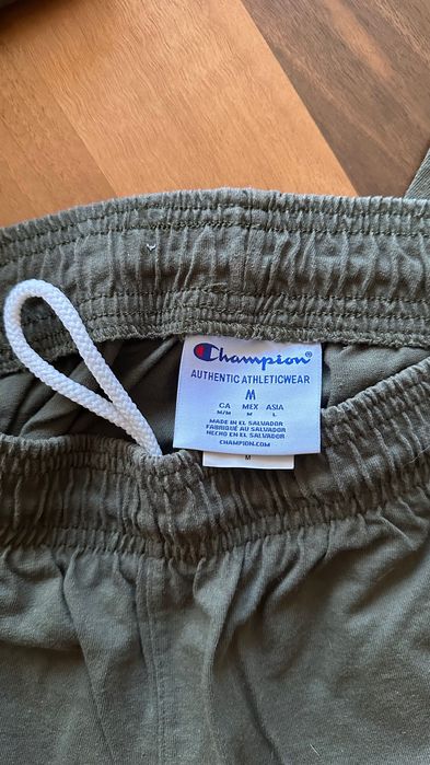 мъжко спортно долнище Champion Authentic (Маслиненозелено) – Размер M
