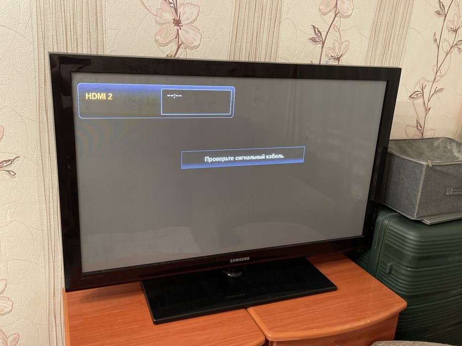 Телевизор Samsung 42 дюйма, рабочий
