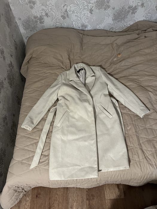 Продается пальто